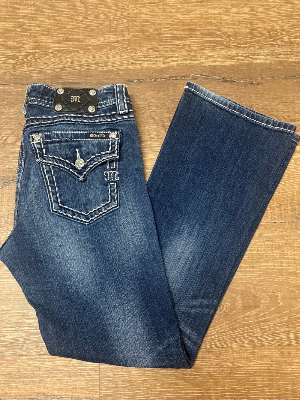 Miss Me Women's Dark Blue Signature Bootcut Jeans Size 31